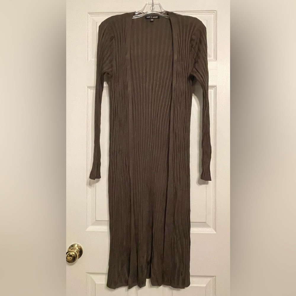 Cable & Gauge Olive Lightweight Long Cardigan – Size M